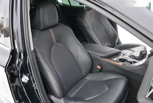 Toyota Camry 2019 - фото 29
