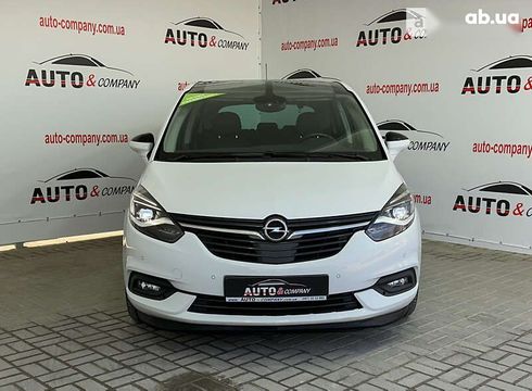 Opel Zafira 2018 - фото 2