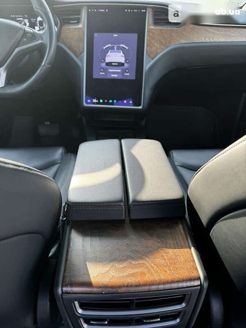 Tesla Model X 2019 - фото 16