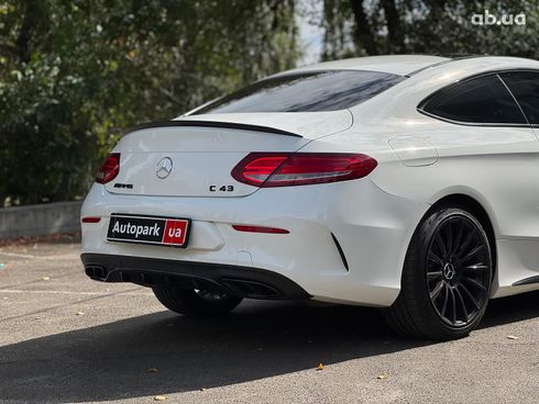 Mercedes-Benz C-Класс 2016 белый - фото 16