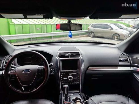Ford Explorer 2018 - фото 13