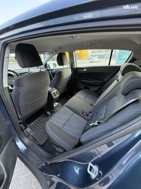 Kia Sportage 2019 синий - фото 5