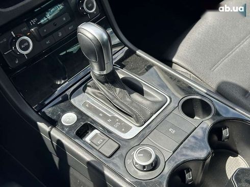 Volkswagen Touareg 2014 - фото 23