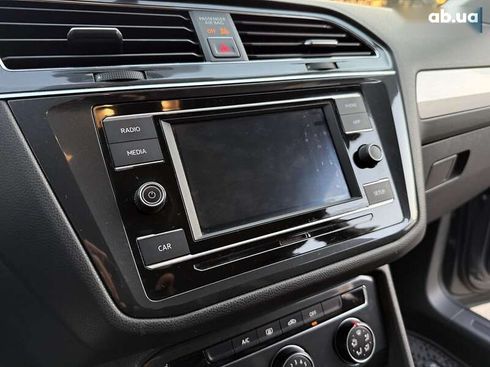 Volkswagen Tiguan 2017 - фото 18