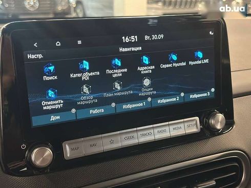 Hyundai Kona Electric 2021 - фото 24