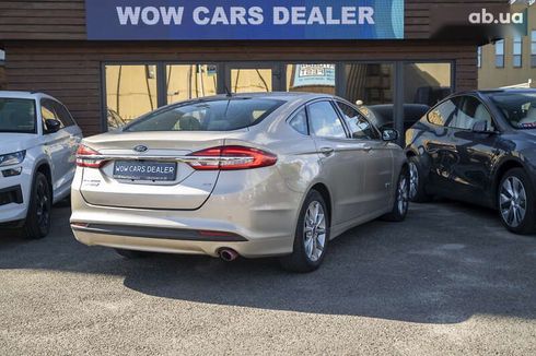 Ford Fusion 2016 - фото 12