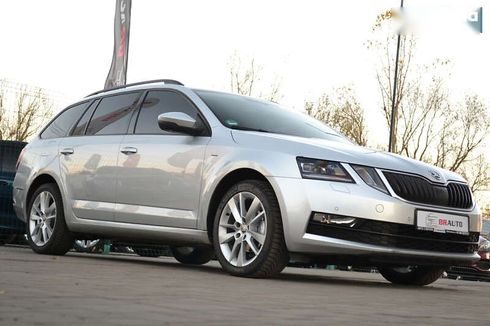 Skoda Octavia 2018 - фото 7