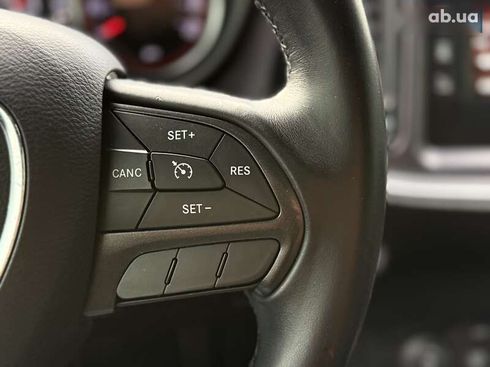 Dodge Challenger 2017 - фото 22