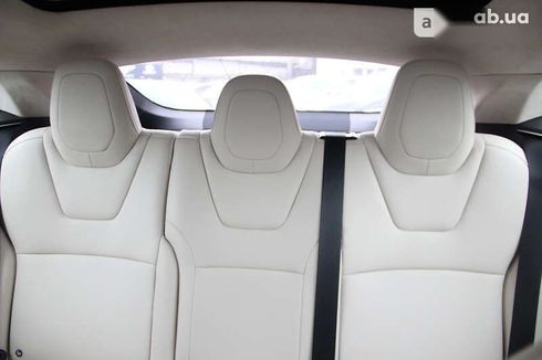 Tesla Model S 2017 - фото 26