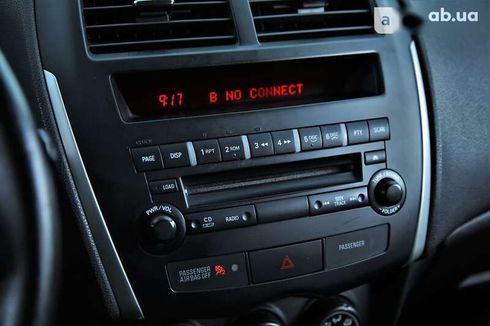 Mitsubishi Outlander 2012 - фото 14