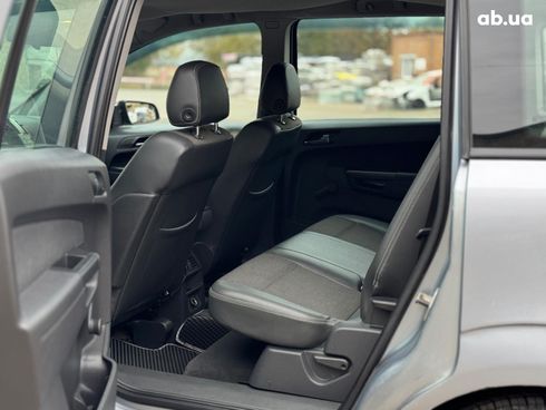 Opel Zafira 2008 серый - фото 29