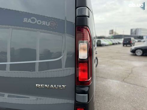 Renault Trafic 2020 - фото 22