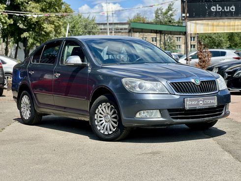 Skoda Octavia 2011 серый - фото 5