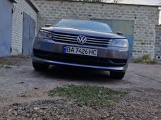 Продажа б/у Volkswagen Passat 2013 года - купить на Автобазаре