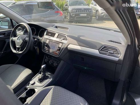 Volkswagen Tiguan 2017 - фото 8