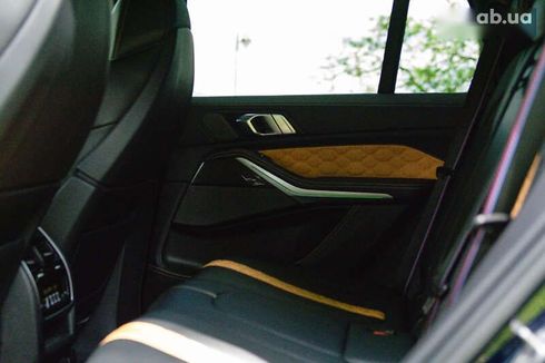 BMW X5 M 2020 - фото 30