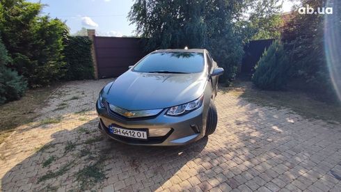 Chevrolet Volt 2017 серебристый - фото 5