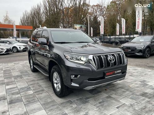 Toyota Land Cruiser Prado 2020 - фото 9