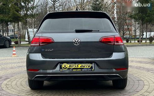 Volkswagen e-Golf 2017 - фото 6