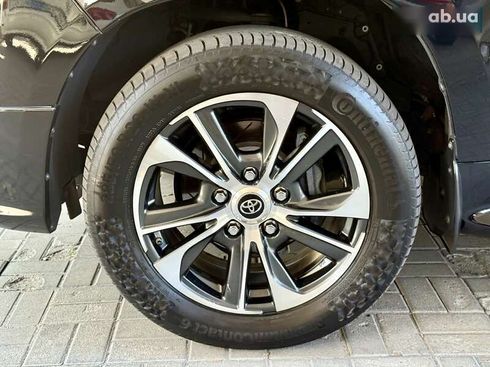 Toyota Land Cruiser 2020 - фото 25