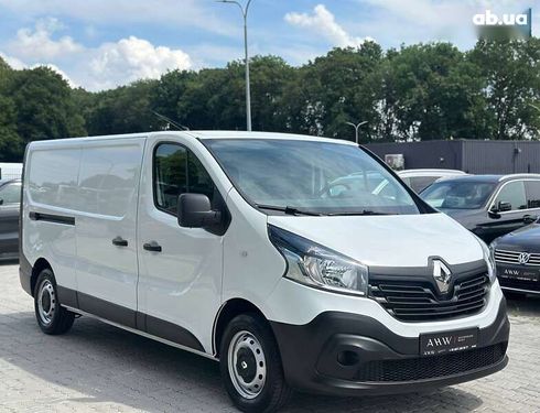 Renault Trafic 2019 - фото 9