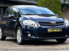 Продаж вживаних Toyota Auris 2010 року у Львові - купити на Автобазарі