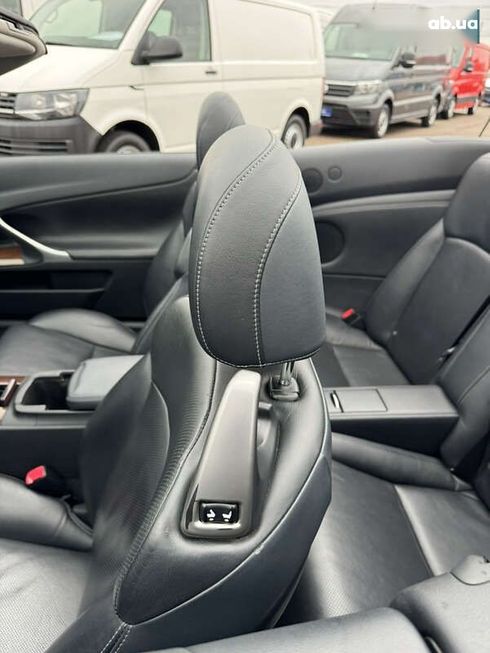 Lexus IS 2011 - фото 23