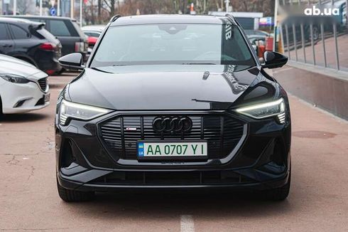 Audi E-Tron 2021 - фото 3