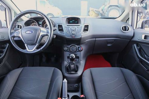 Ford Fiesta 2016 - фото 15