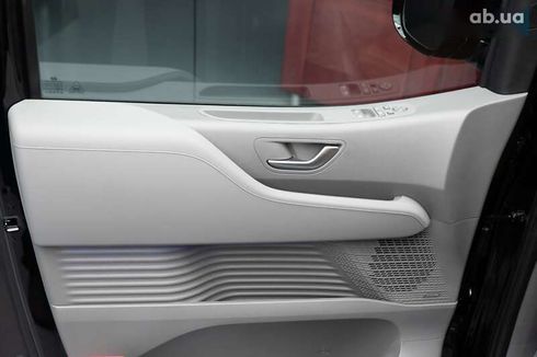 Hyundai Staria 2025 - фото 18