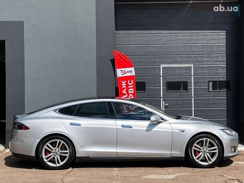 Tesla Model S 2013 - фото 11