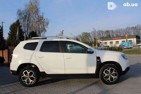 Renault Duster 2020 - фото 11
