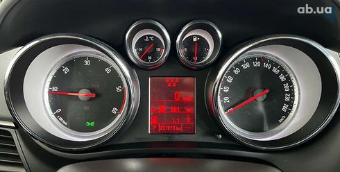 Opel Zafira 2013 - фото 23