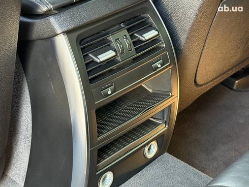 BMW 5 серия 2015 серый - фото 27