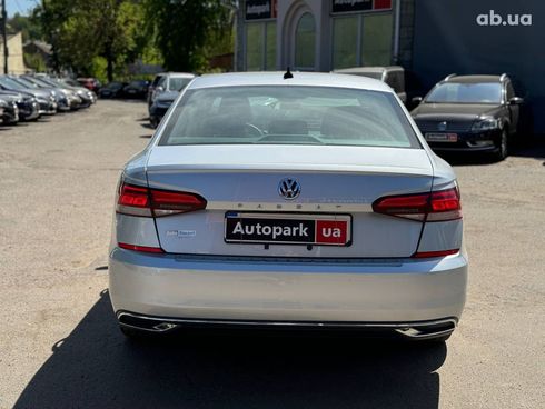 Volkswagen Passat 2021 серый - фото 7