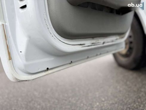 Renault Trafic 2011 - фото 22