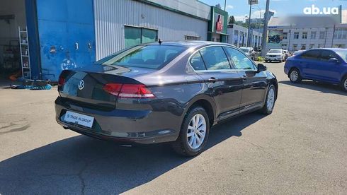 Volkswagen Passat 2018 - фото 23
