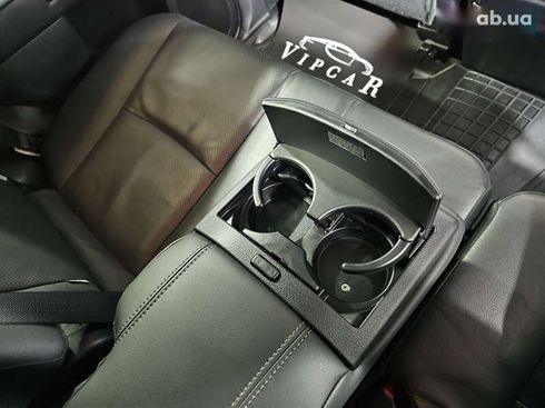 Toyota Land Cruiser Prado 2020 - фото 17