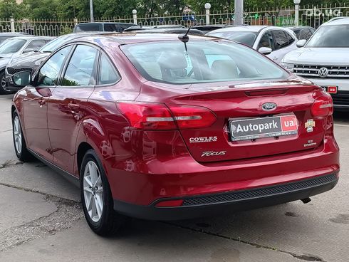 Ford Focus 2015 красный - фото 7