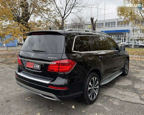 Mercedes-Benz GL-Класс 2015 - фото 24