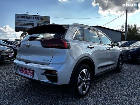 Kia Niro 2020 - фото 11