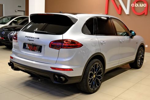 Porsche Cayenne 2016 серый - фото 4