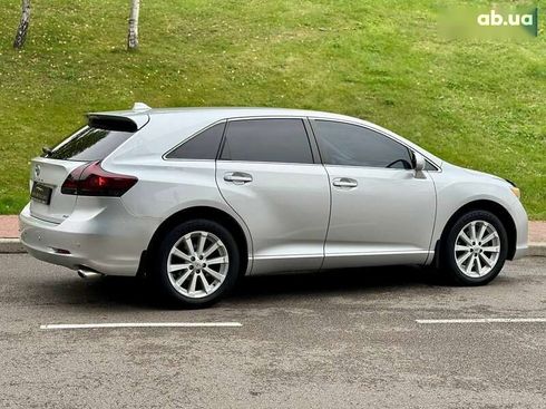 Toyota Venza 2010 - фото 15