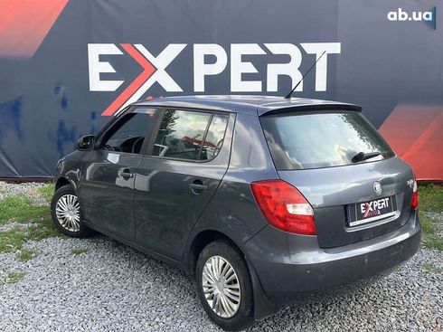 Skoda Fabia 2008 - фото 4