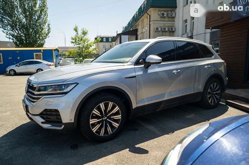 Volkswagen Touareg 2021 - фото 4