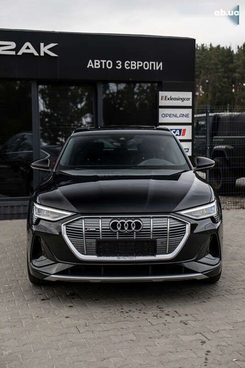 Audi E-Tron 2021 - фото 4