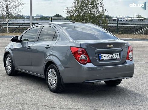 Chevrolet Aveo 2014 - фото 26