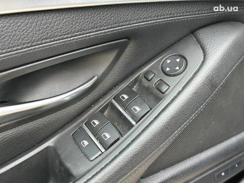 BMW 5 серия 2012 черный - фото 16