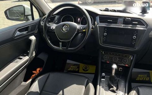 Volkswagen Tiguan 2019 - фото 23