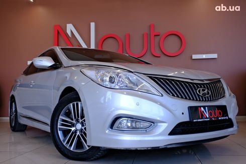 Hyundai Grandeur 2014 серебристый - фото 4
